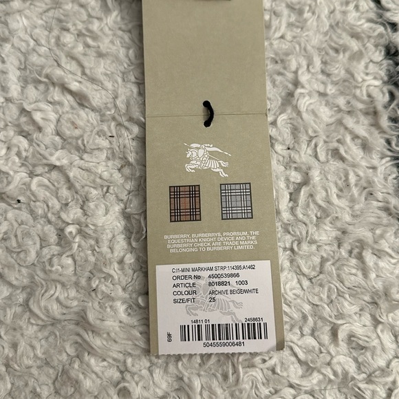 Burberry kids rain boots - size 8.5 - Picture 7 of 11